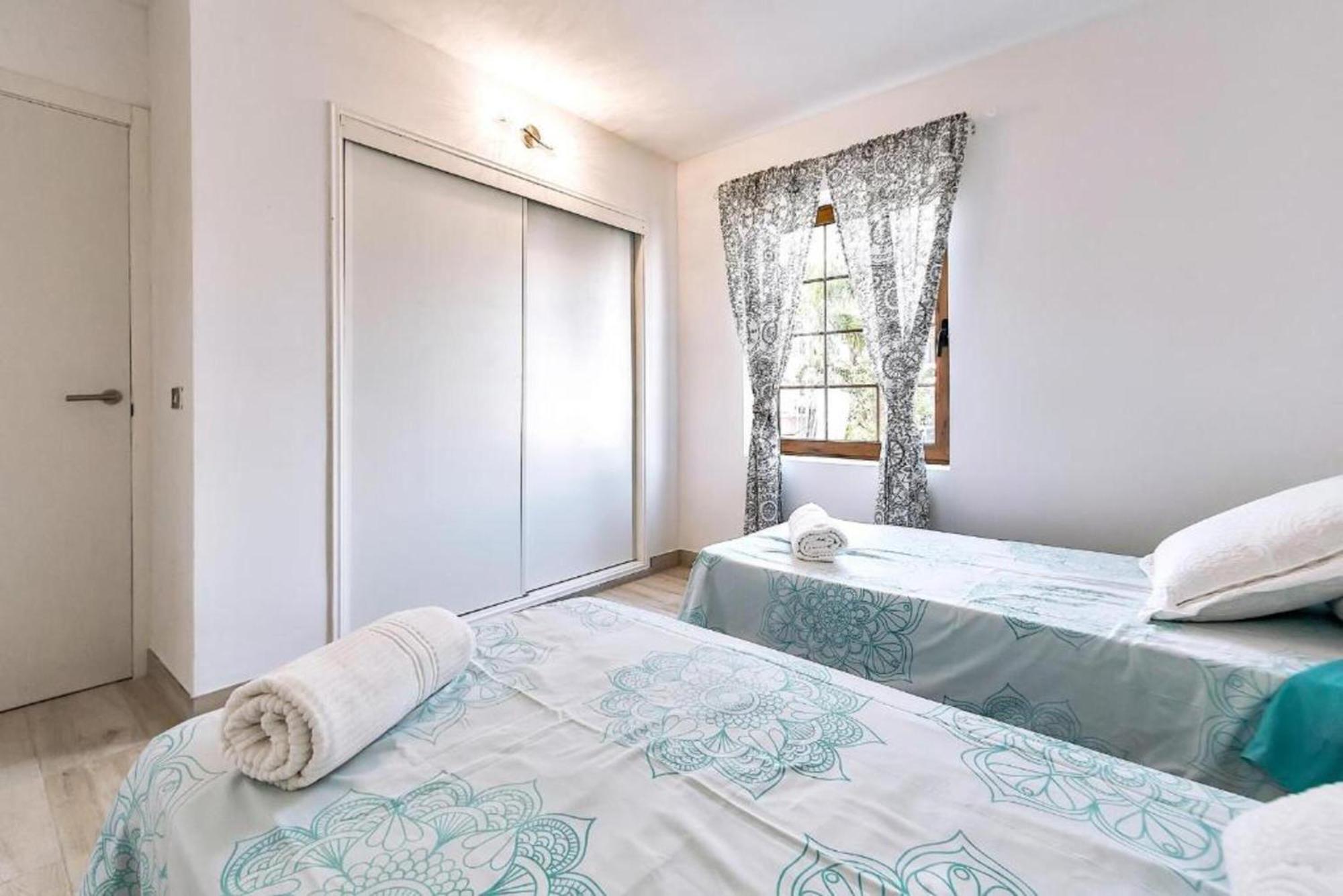 Two Bedroom Apartment In Playa De Las Americas, Free Wifi Exterior foto